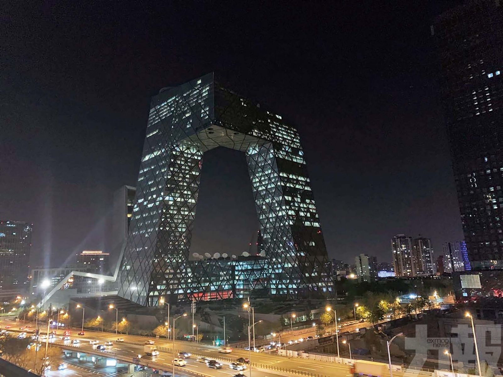 美國將四華媒列外國使團