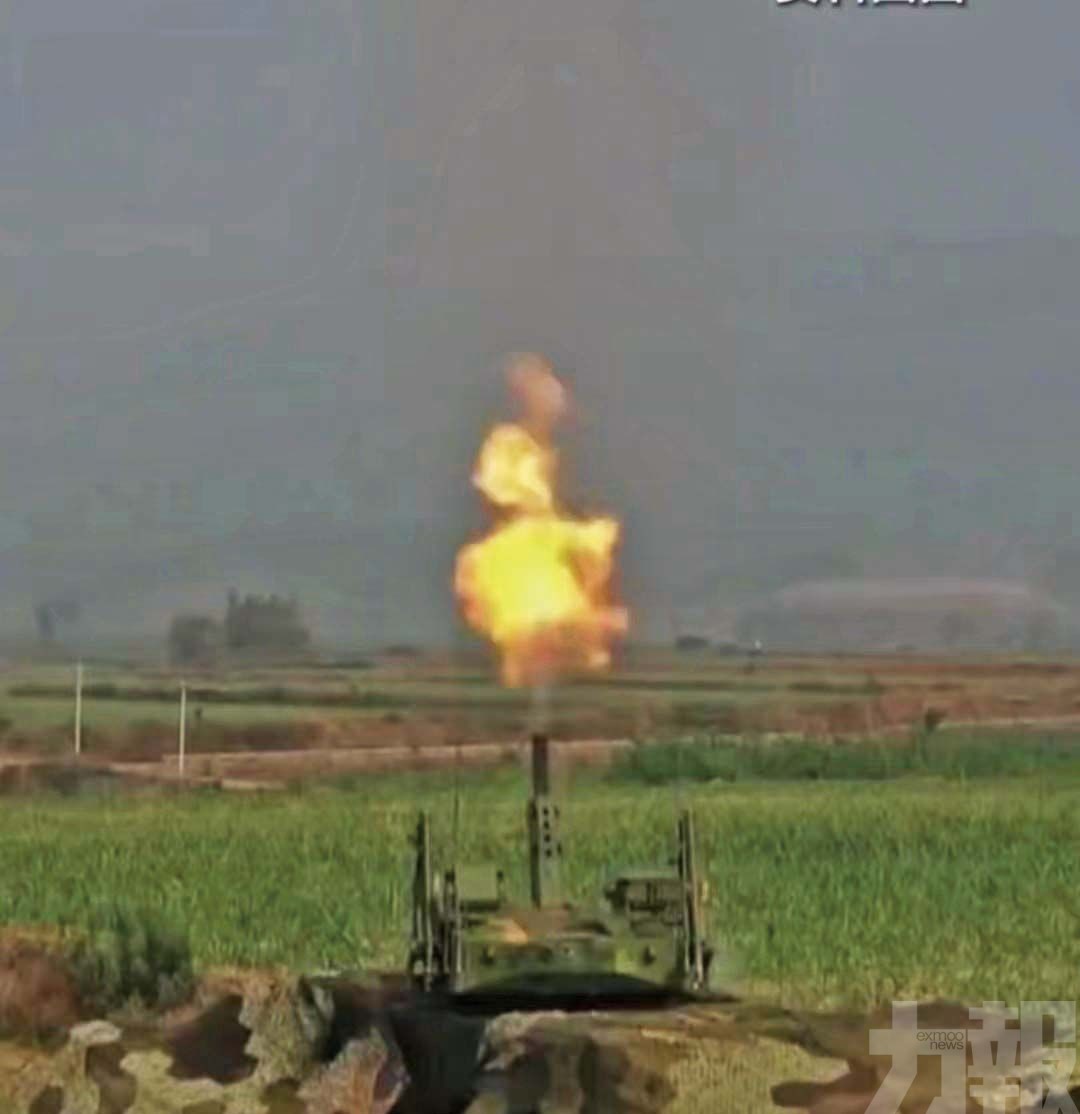 解放軍中緬邊境實兵實彈演習