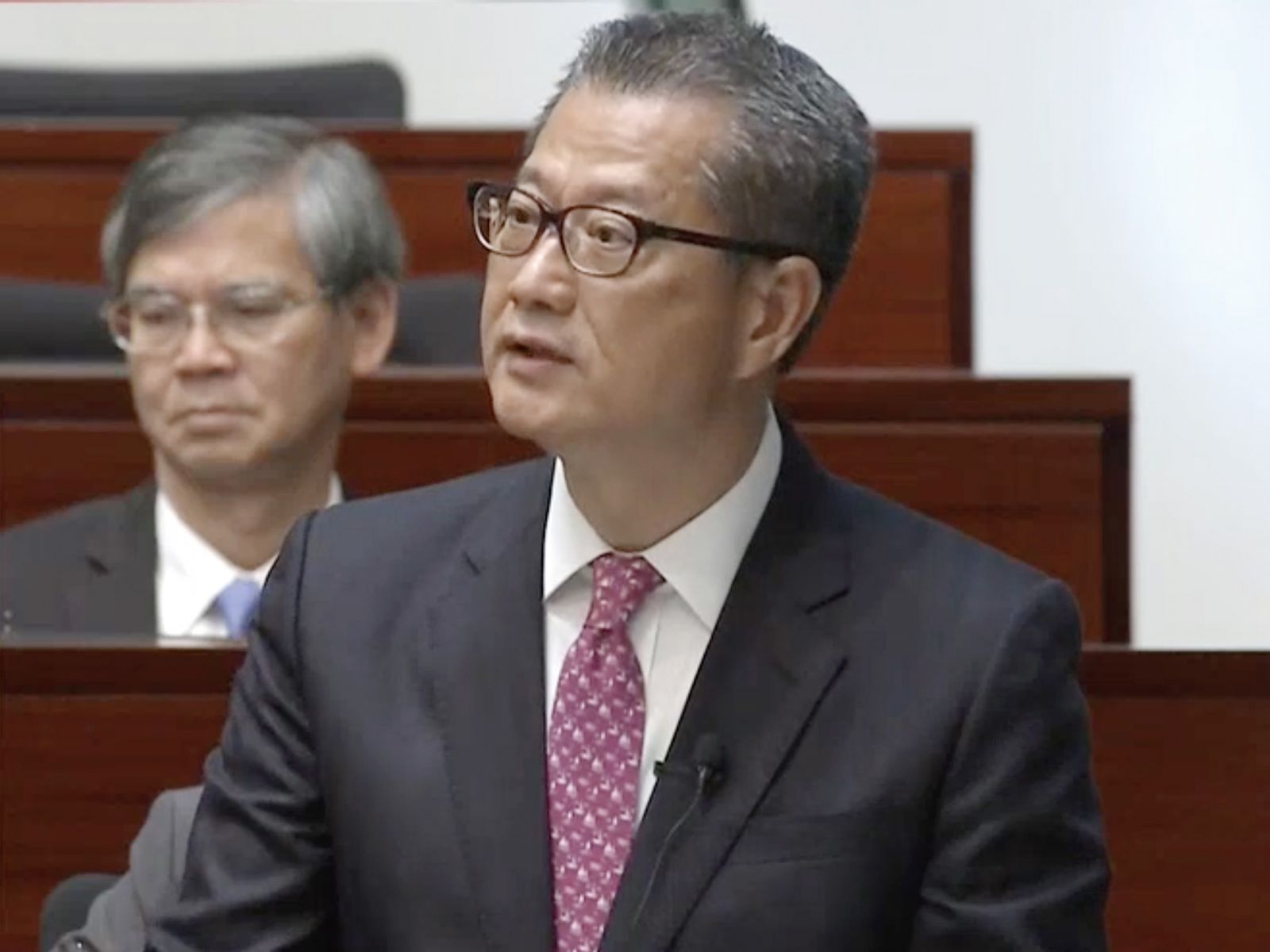 港財政盈餘1,380億破紀錄