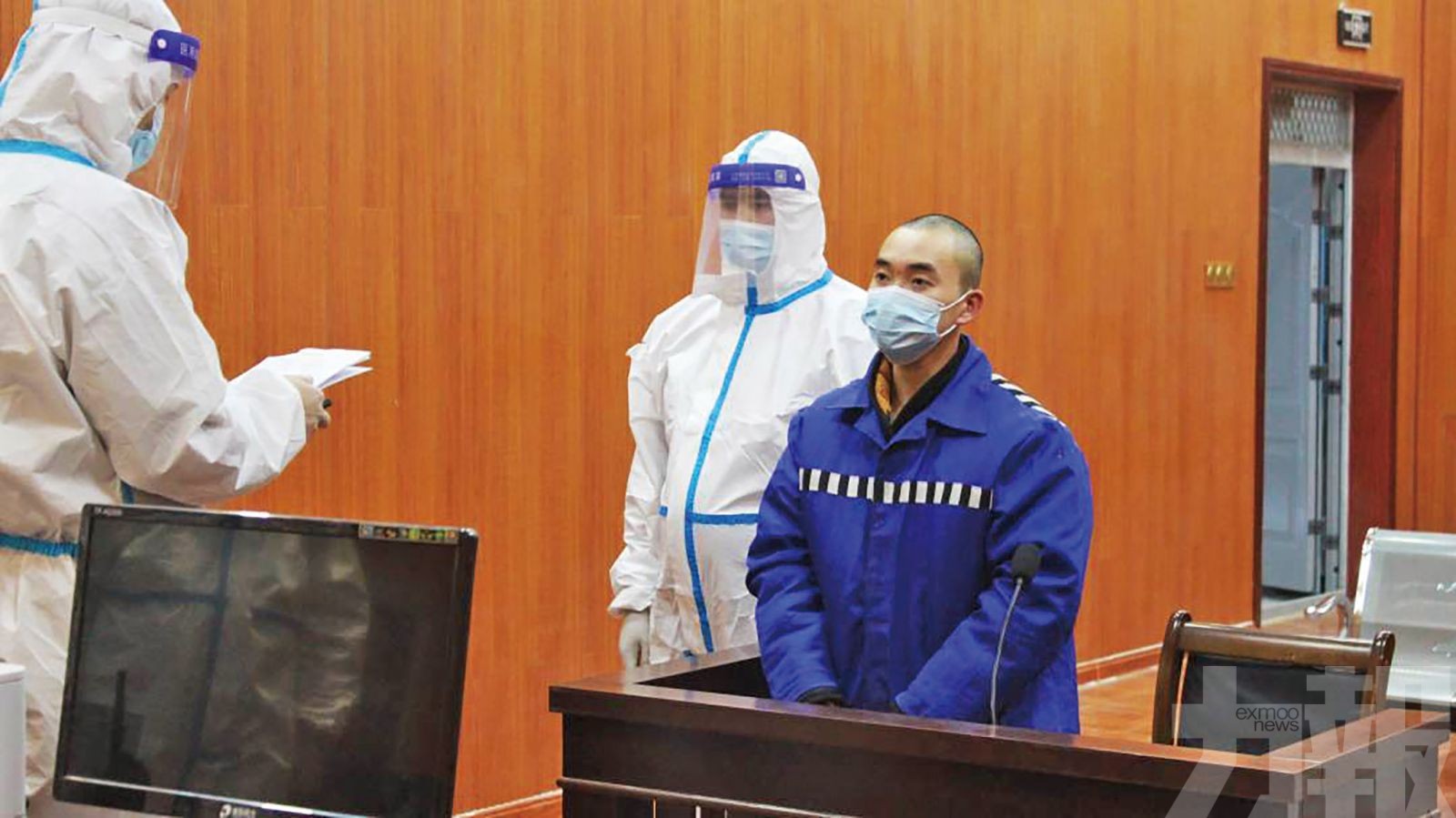 旅遊博主褻瀆烈士墓一審宣判