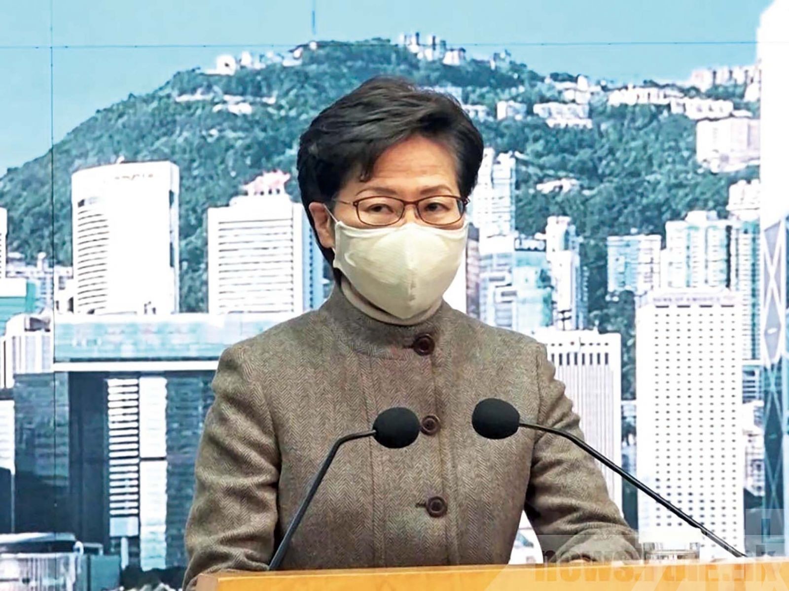 林鄭：首款疫苗本月到港