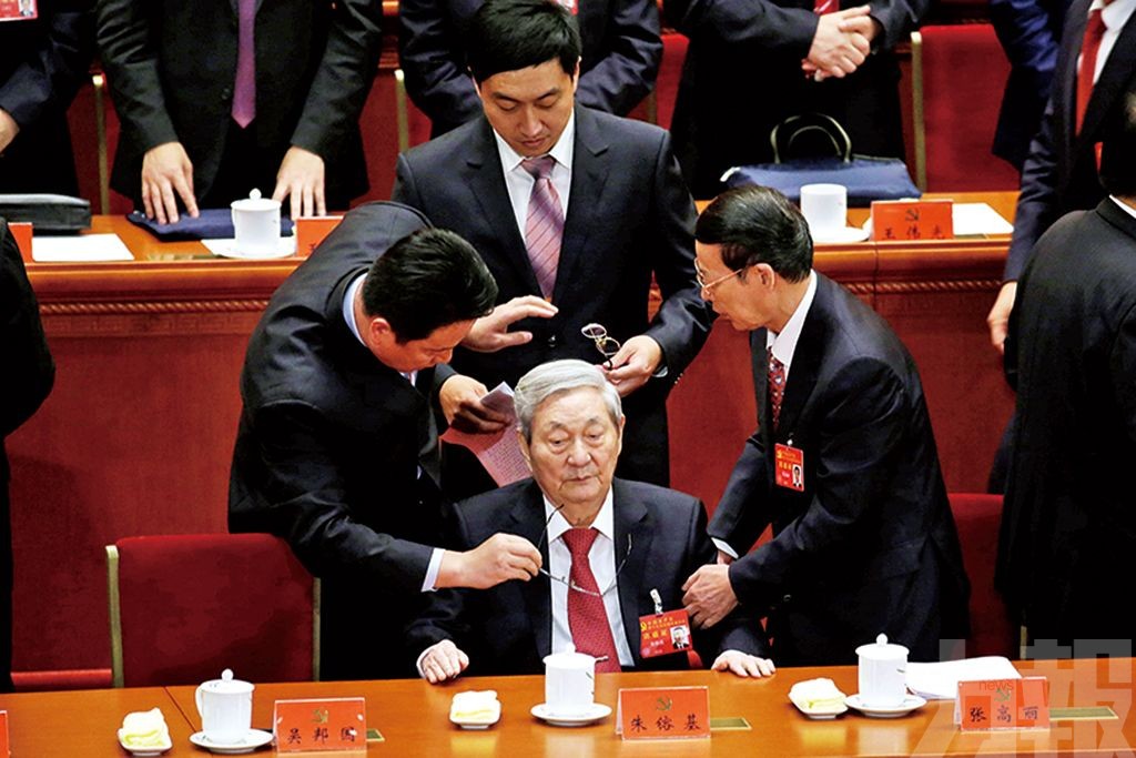 江澤民等前領導人