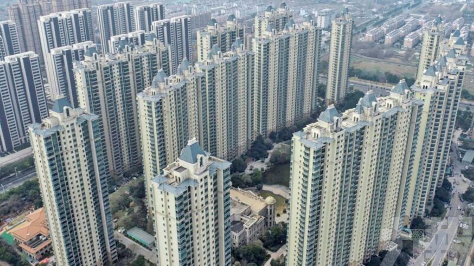 內地研新政穩房市