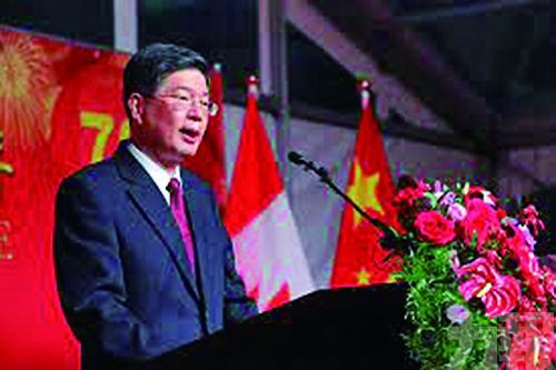 孟晚舟被加拿大拘押1,000日