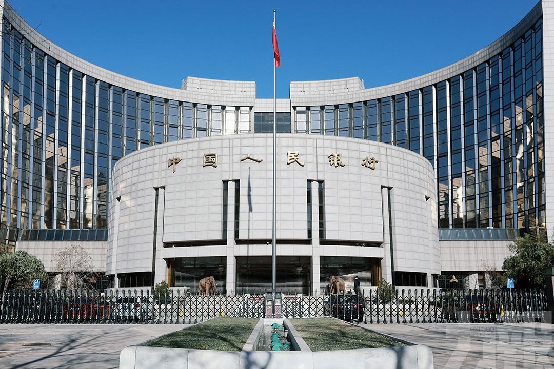堅持中共中央集中統一領導