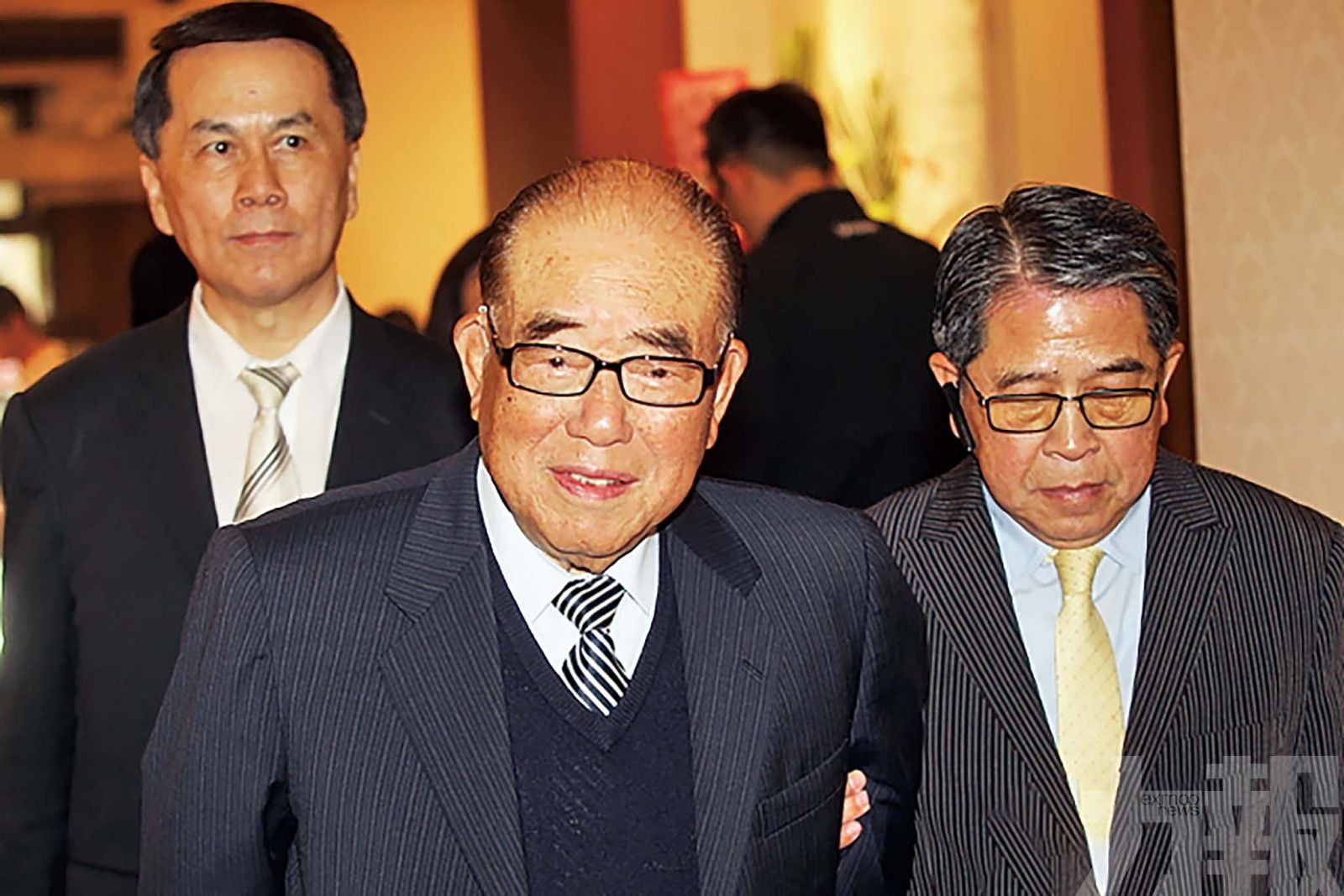 台「前行政院長」郝柏村病逝