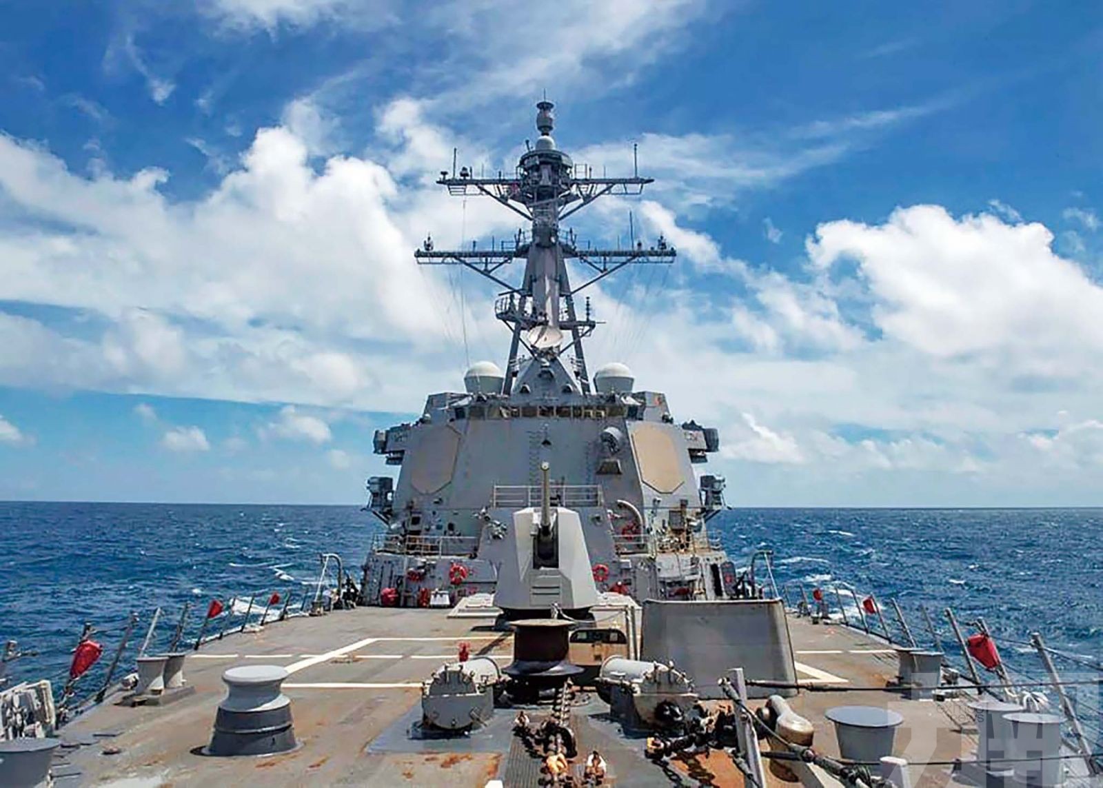 回應美艦穿越台海