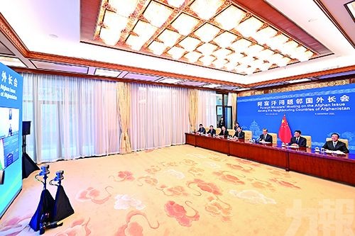 王毅宣布捐兩億物資