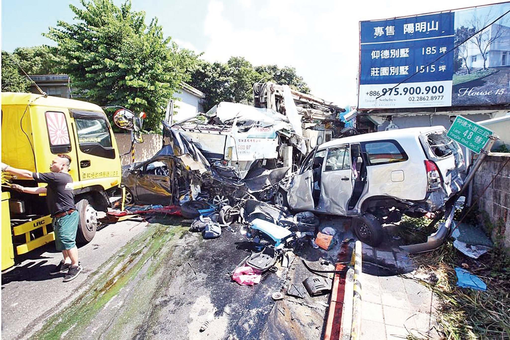 泥頭車煞車不及