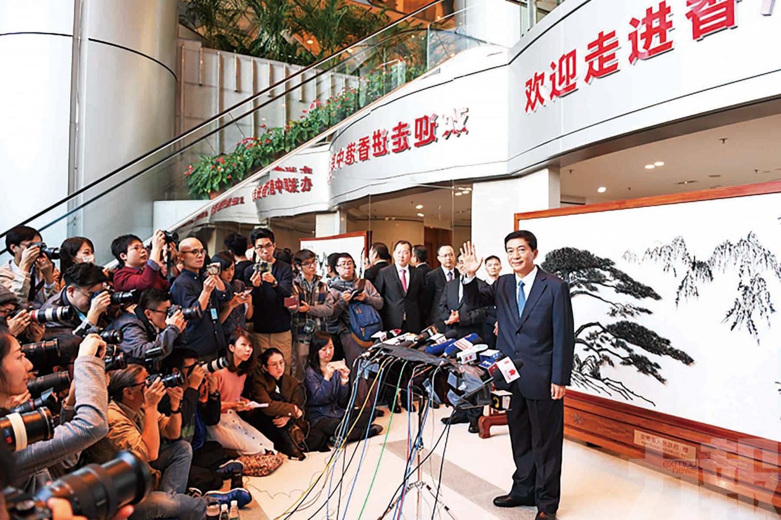 駱惠寧與廣東省領導會面
